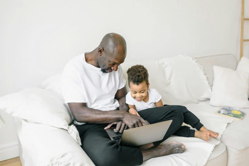 : Illustrating the dual nature of the internet, highlighting the need for online safety for kids South Africa against cyberbullying and scams.